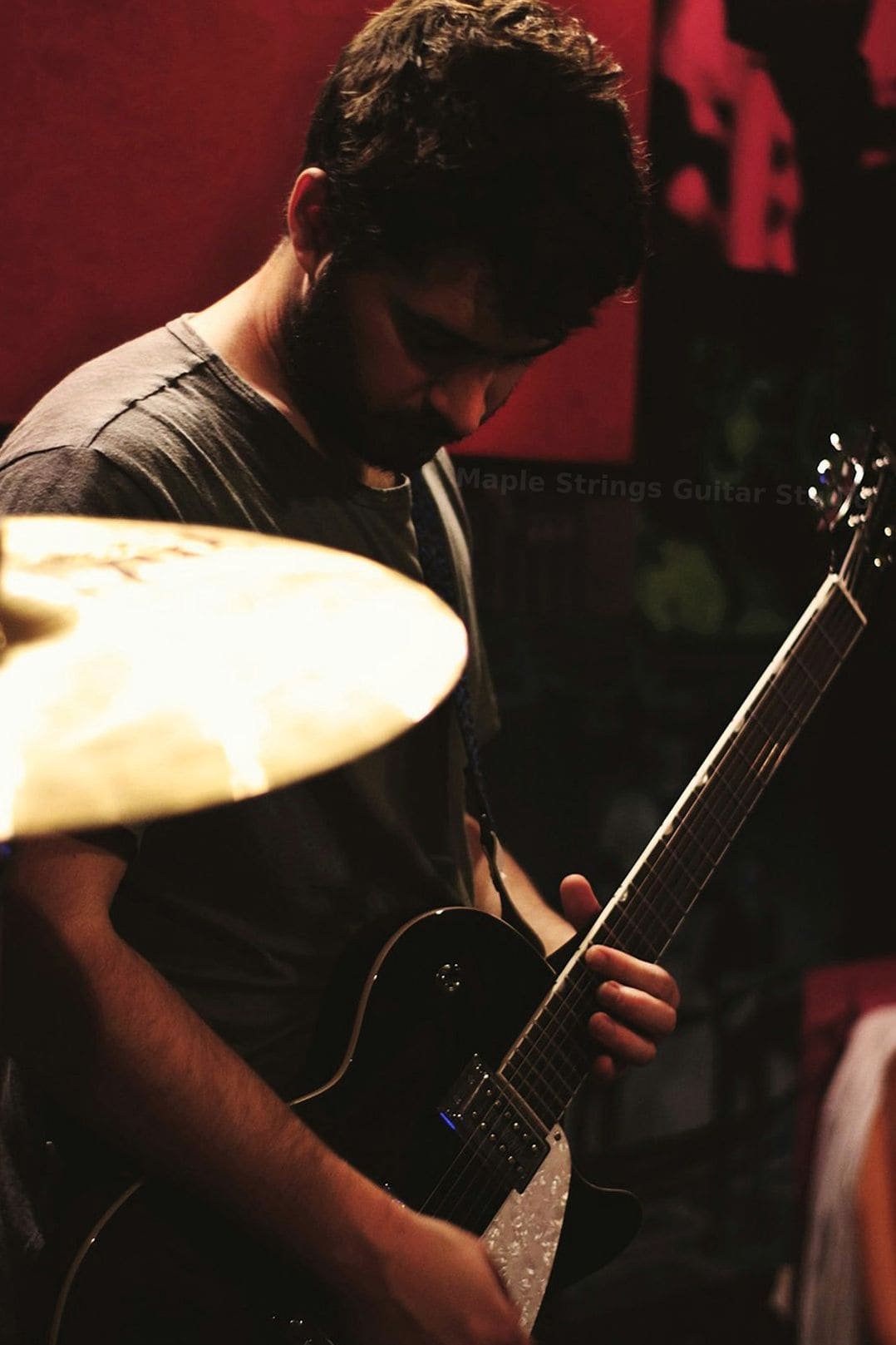 Maple Strings Guitar Studio